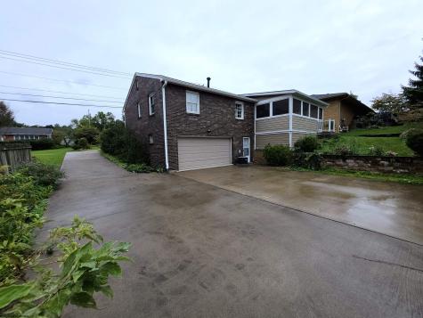 630 Killarney Drive Morgantown WV 26505