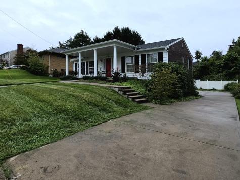 630 Killarney Drive Morgantown WV 26505