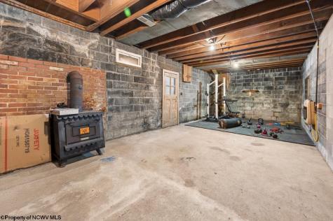 8067 Buckhannon Pike Mount Clare WV 24098
