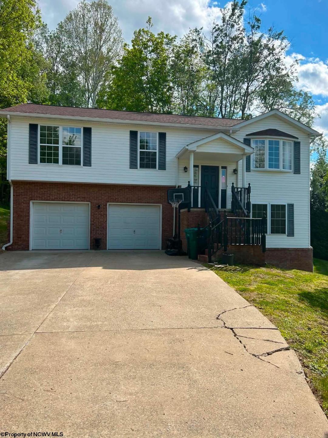 1002 Sherwood Circle Bridgeport WV 26330