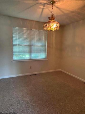1002 Sherwood Circle Bridgeport WV 26330