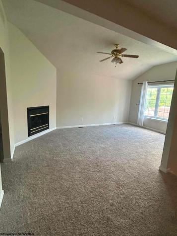 1002 Sherwood Circle Bridgeport WV 26330