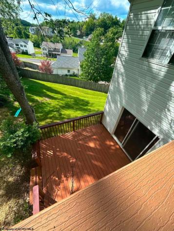 1002 Sherwood Circle Bridgeport WV 26330