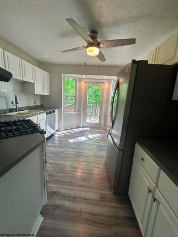 1002 Sherwood Circle Bridgeport WV 26330