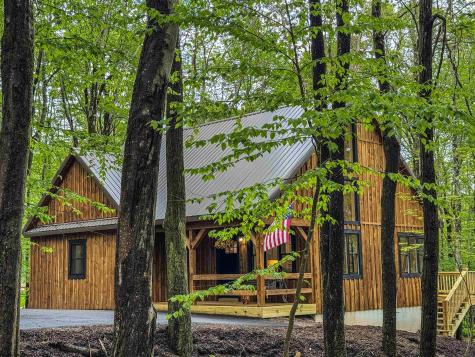 80 Beebalm Court Terra Alta WV 26764-3114