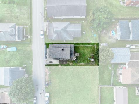 212 Hoclar Street Granville WV 26534
