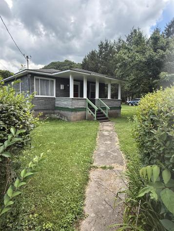 25267 Seneca Trail Valley Head WV 26294