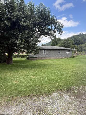 25267 Seneca Trail Valley Head WV 26294