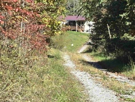 142 Mountain View Lane Philippi WV 26416