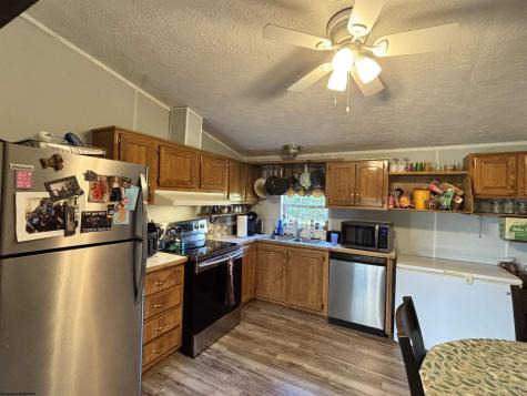 142 Mountain View Lane Philippi WV 26416