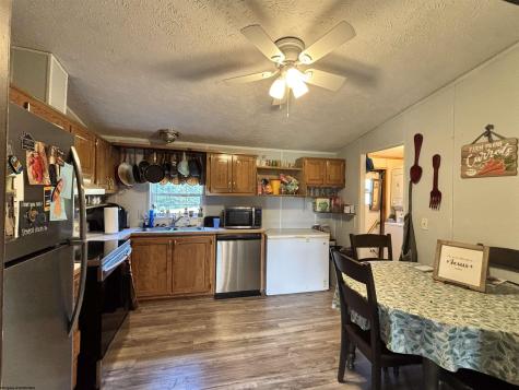 142 Mountain View Lane Philippi WV 26416