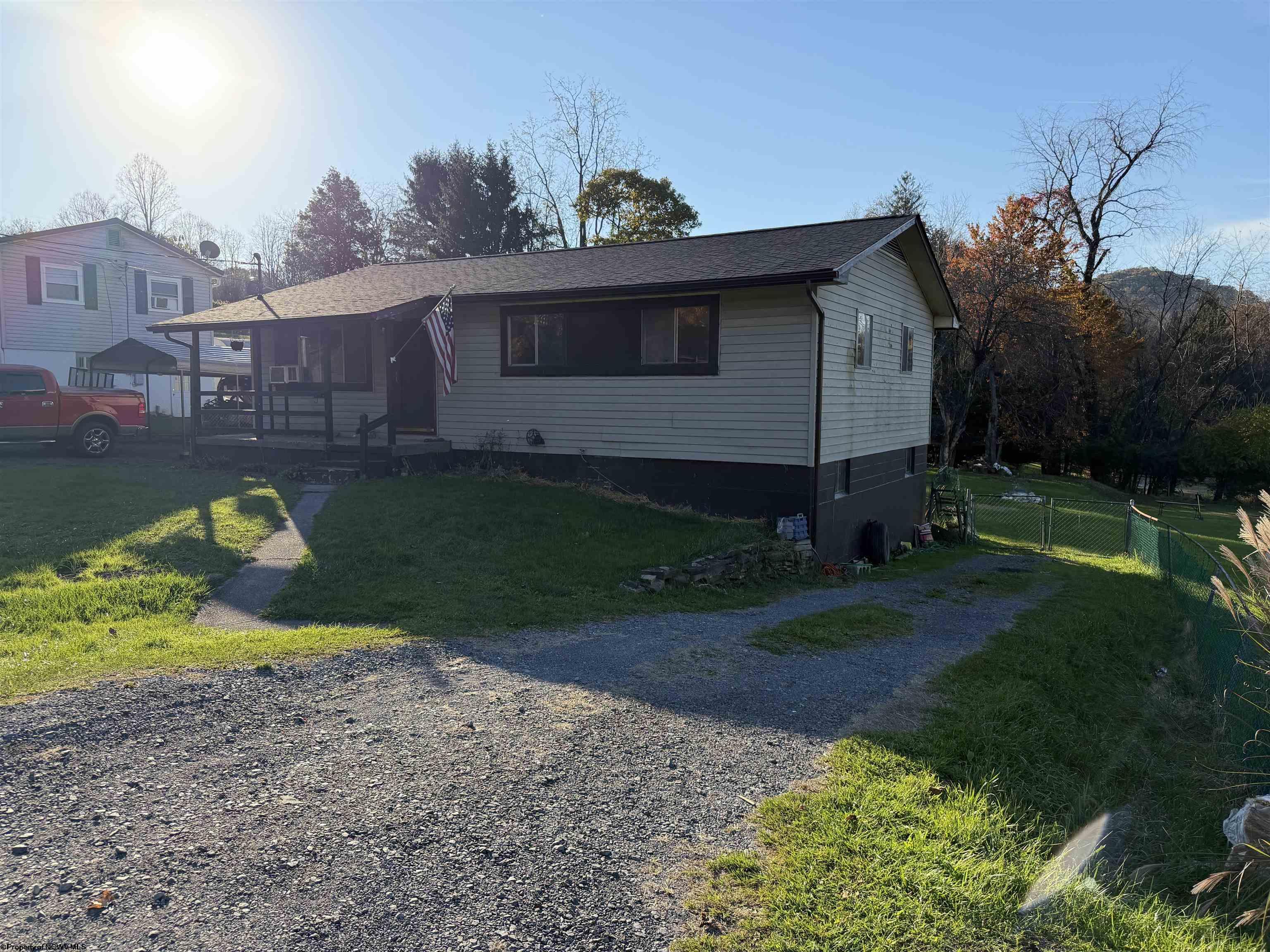 318 Long Street Parsons WV 26287
