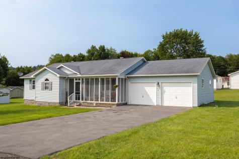 72 Hillview Drive Lost Creek WV 26385