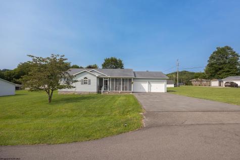 72 Hillview Drive Lost Creek WV 26385