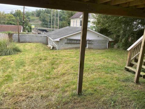 708 Mulberry Avenue Clarksburg WV 26301