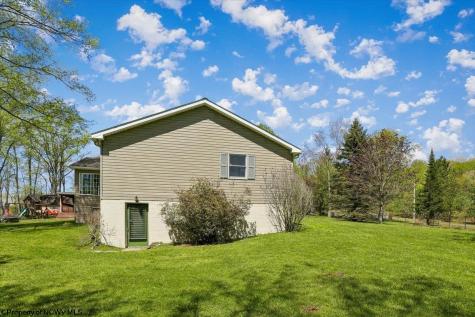 107 Number 41 Mine Road Thomas WV 26292