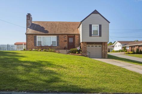10 Savannah Street Westover WV 26501