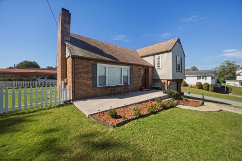 10 Savannah Street Westover WV 26501