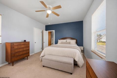 10 Savannah Street Westover WV 26501