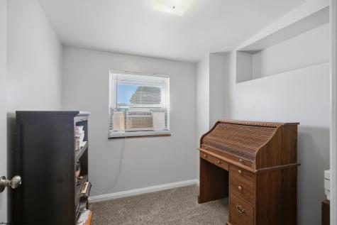 10 Savannah Street Westover WV 26501