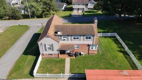 10 Savannah Street Westover WV 26501