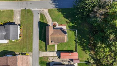 10 Savannah Street Westover WV 26501