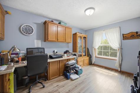 3380 Rose Avenue Clarksburg WV 26301