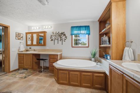 3380 Rose Avenue Clarksburg WV 26301
