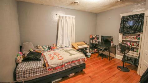 156 Arbutus Drive Clarksburg WV 26301