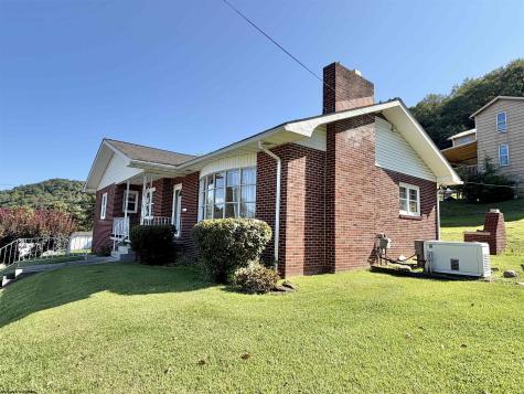 140 Dogwood Street Philippi WV 26416
