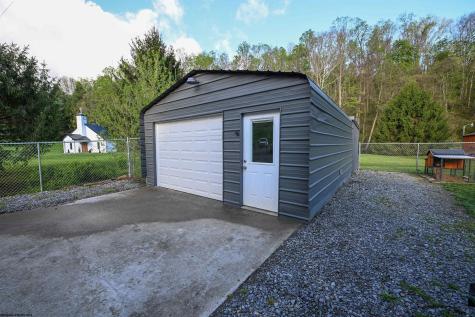 550 Saltwell Road Shinnston WV 26431