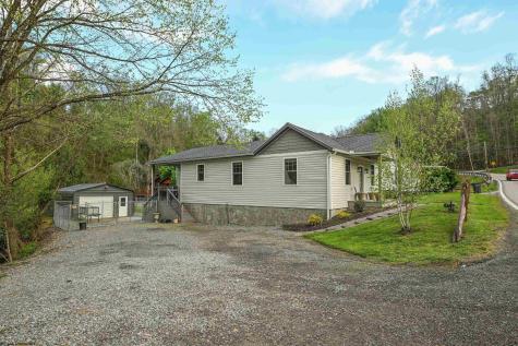550 Saltwell Road Shinnston WV 26431