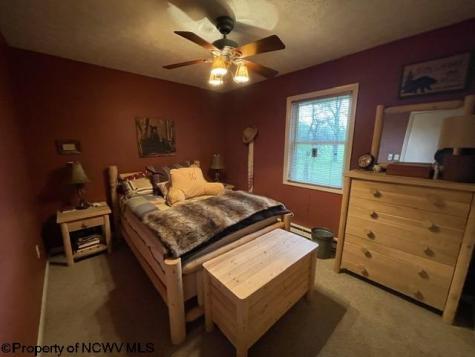 634 Joe Gibson Road Newburg WV 26410