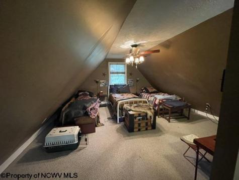 634 Joe Gibson Road Newburg WV 26410