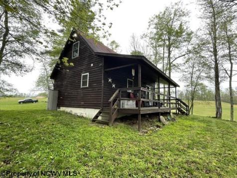 634 Joe Gibson Road Newburg WV 26410