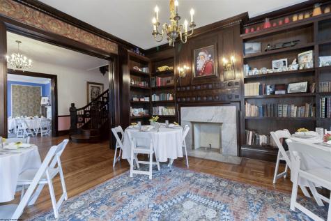 306 Main Avenue Weston WV 26452