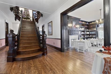 306 Main Avenue Weston WV 26452