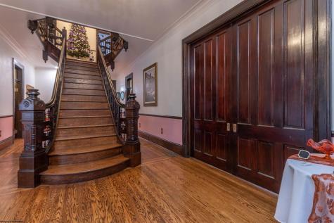 306 Main Avenue Weston WV 26452