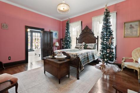 306 Main Avenue Weston WV 26452