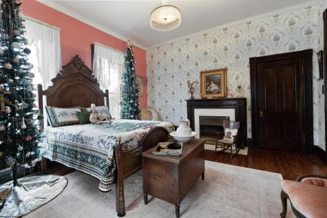 306 Main Avenue Weston WV 26452