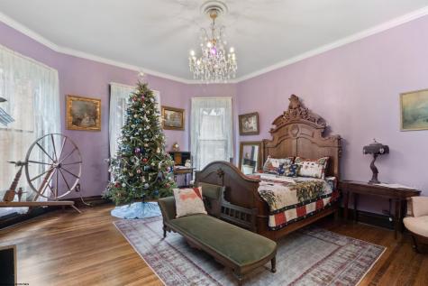 306 Main Avenue Weston WV 26452