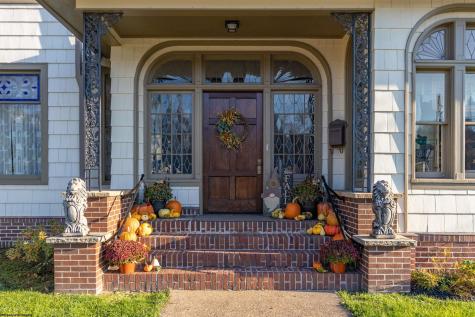 306 Main Avenue Weston WV 26452