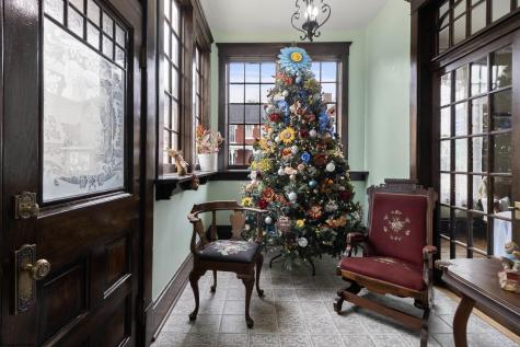 306 Main Avenue Weston WV 26452