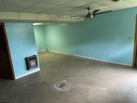 64 Polk Street Weston WV 26452