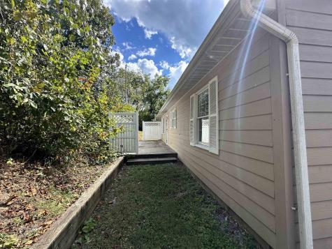 64 Polk Street Weston WV 26452