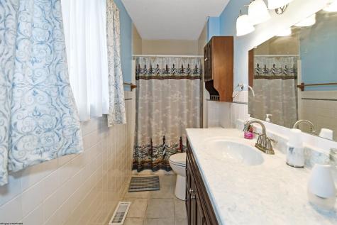 94 Kimberly Circle Fairmont WV 26554