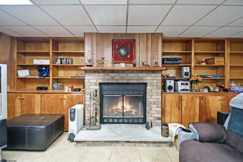 94 Kimberly Circle Fairmont WV 26554