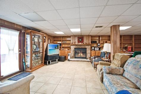 94 Kimberly Circle Fairmont WV 26554