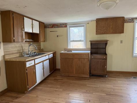 57 Chatham Hill Farmington WV 26571
