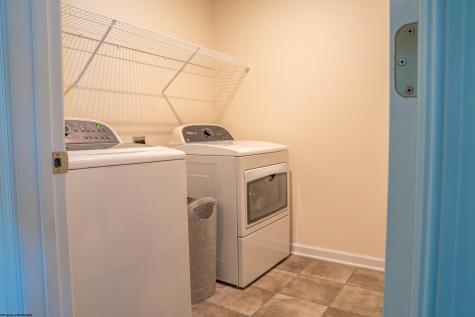 185 Eastview Way Fairmont WV 26554